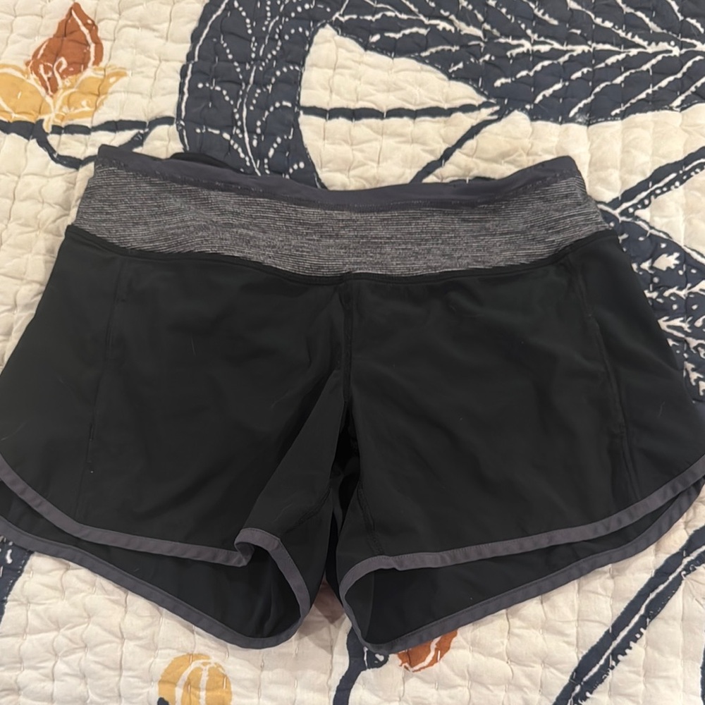 Lululemon Run Times Shorts size 4